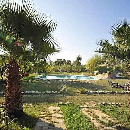 Πανσιόν Adrenalin Village